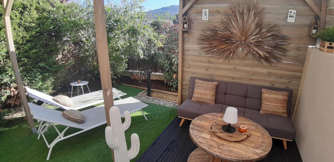 Suite & Spa Just Dream 28 Сикс-Фор-ле-Плаж Екстериор снимка