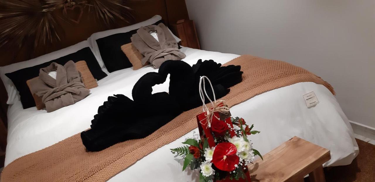 Suite & Spa Just Dream 28 Сикс-Фор-ле-Плаж Екстериор снимка